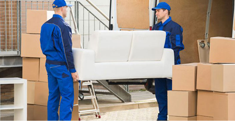 hiring-professional-movers-packers