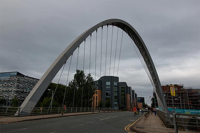 hulme-arch-bridge-manchester-uk
